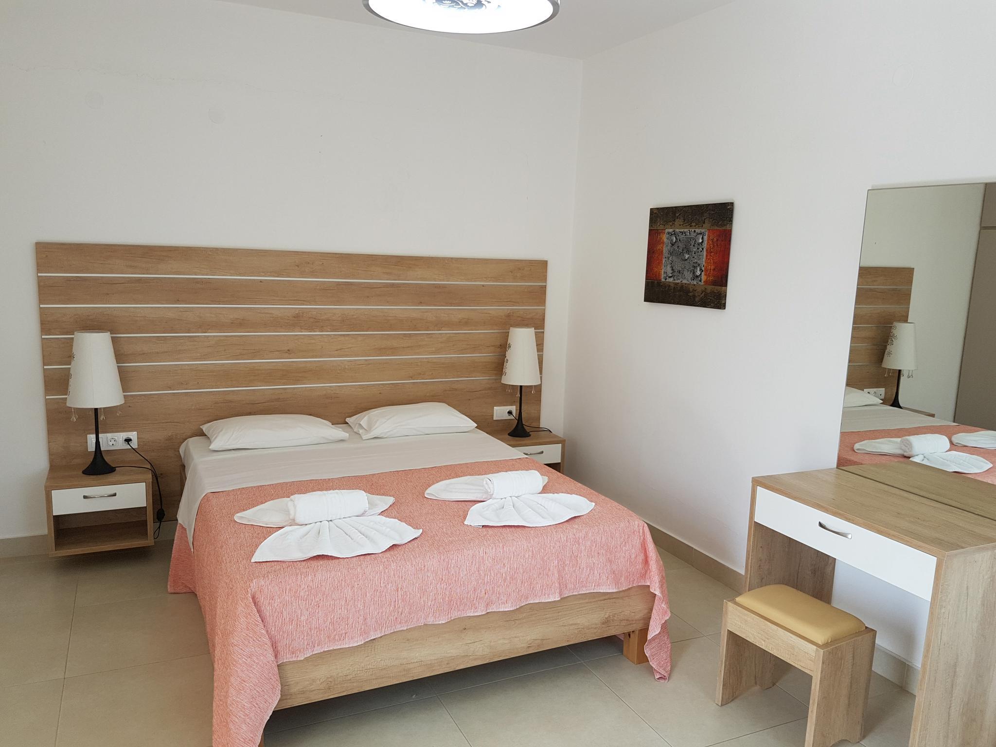 Galazio Apts And Suites By Estia. Аналипси Екстериор снимка